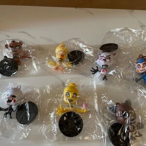 Five Nights At Freddy’s 2.5 In. BobbleHead Action Figure With Stands Lot of 7